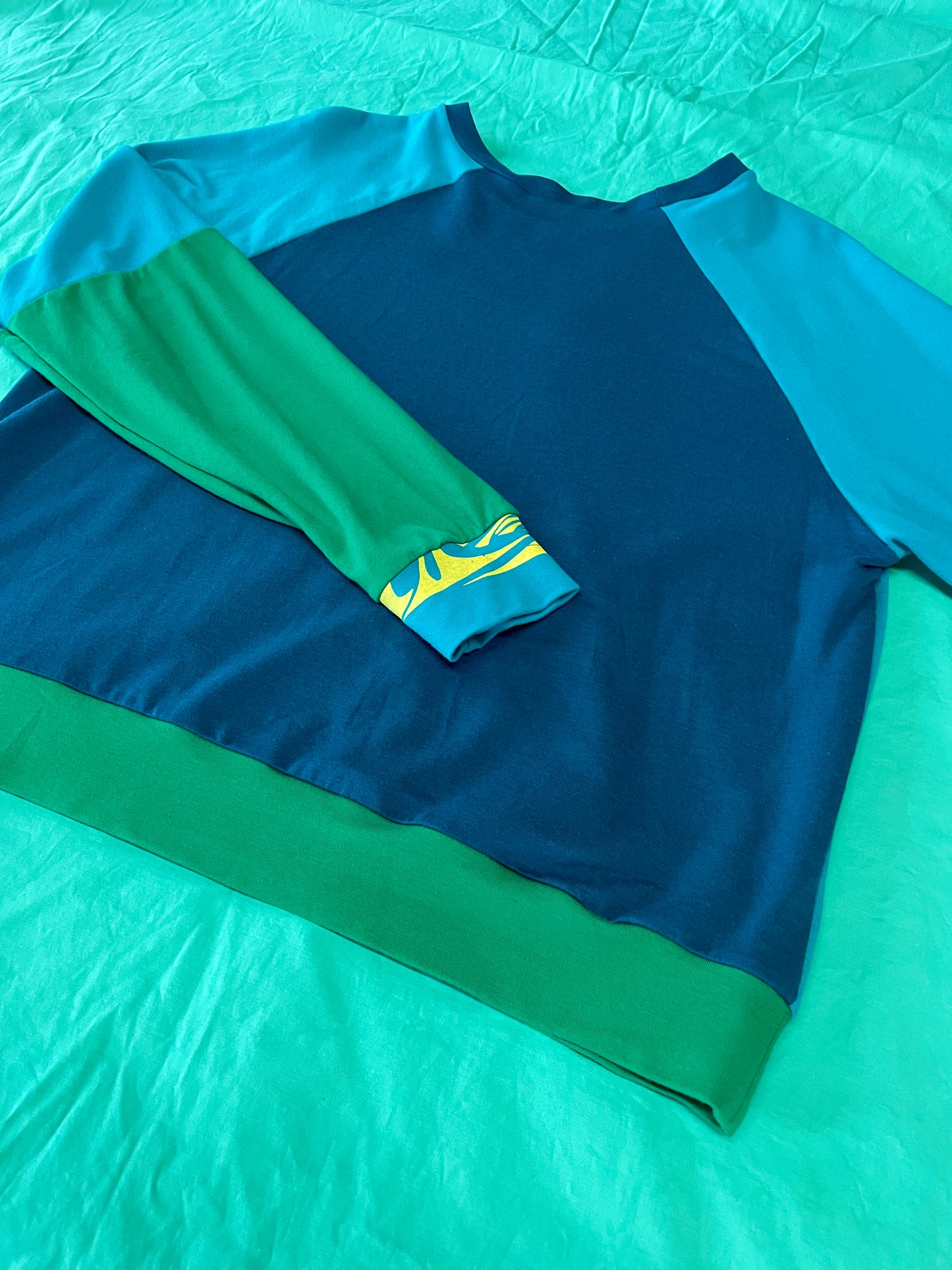 Classic Pullover - Small