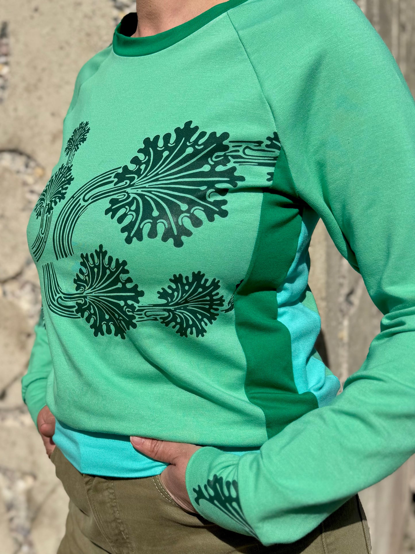 Classic Pullover - Small