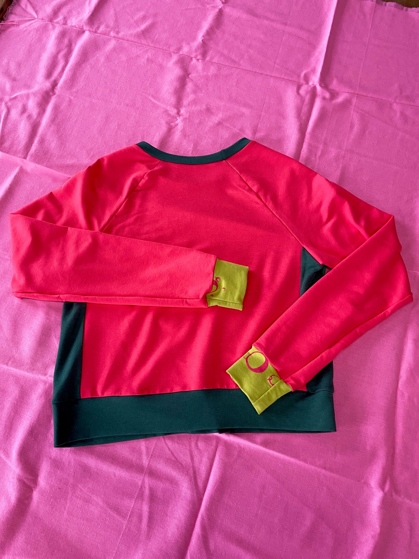 Classic Pullover - Medium