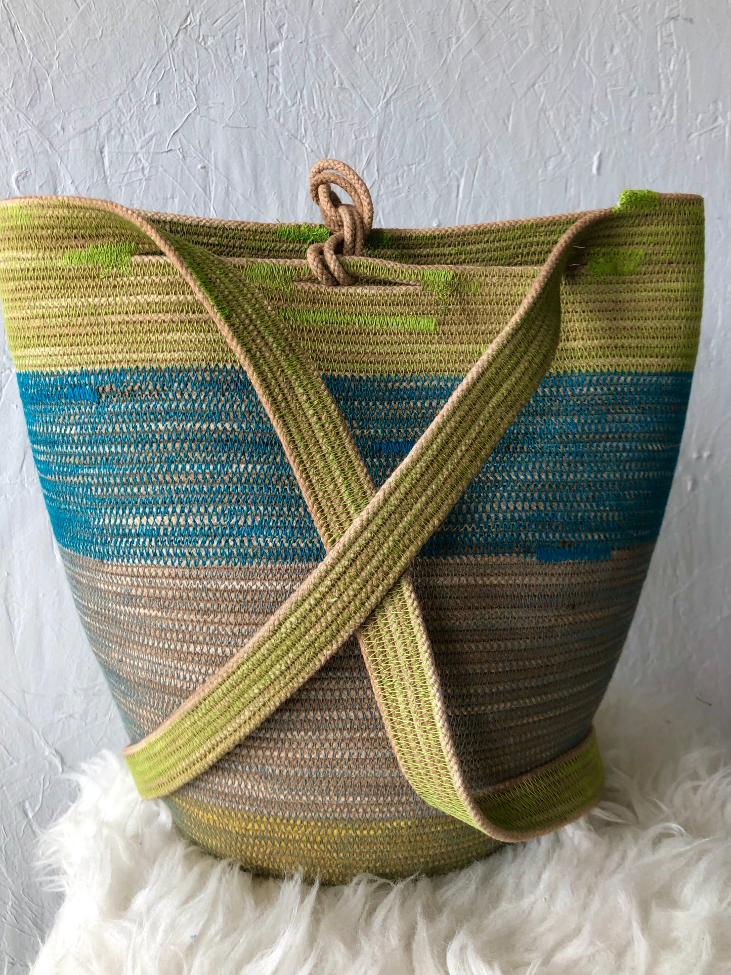 Carico Lake Foraging Basket