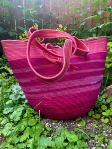 Fuchsine Foraging Basket