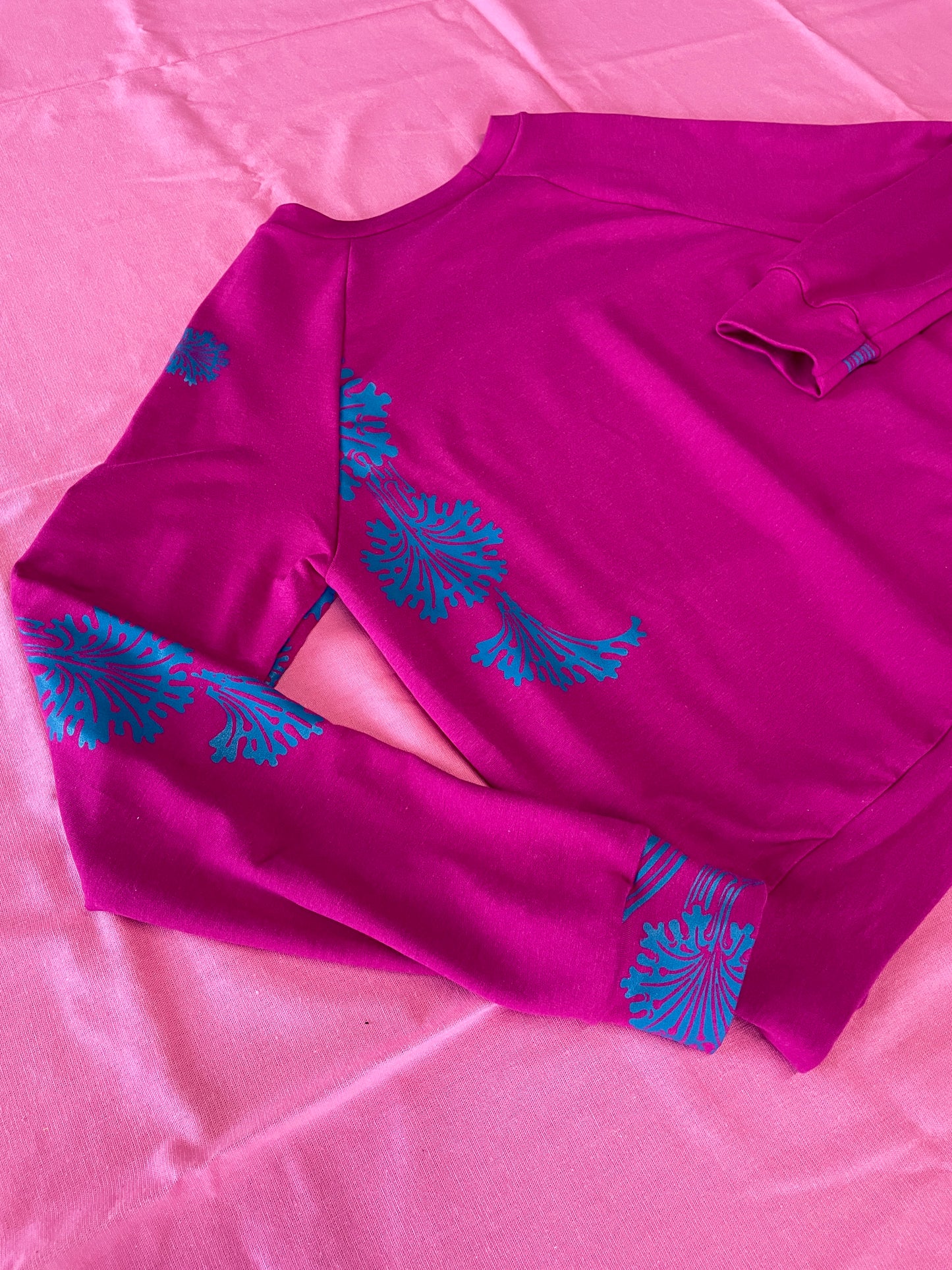 Classic Pullover - Medium