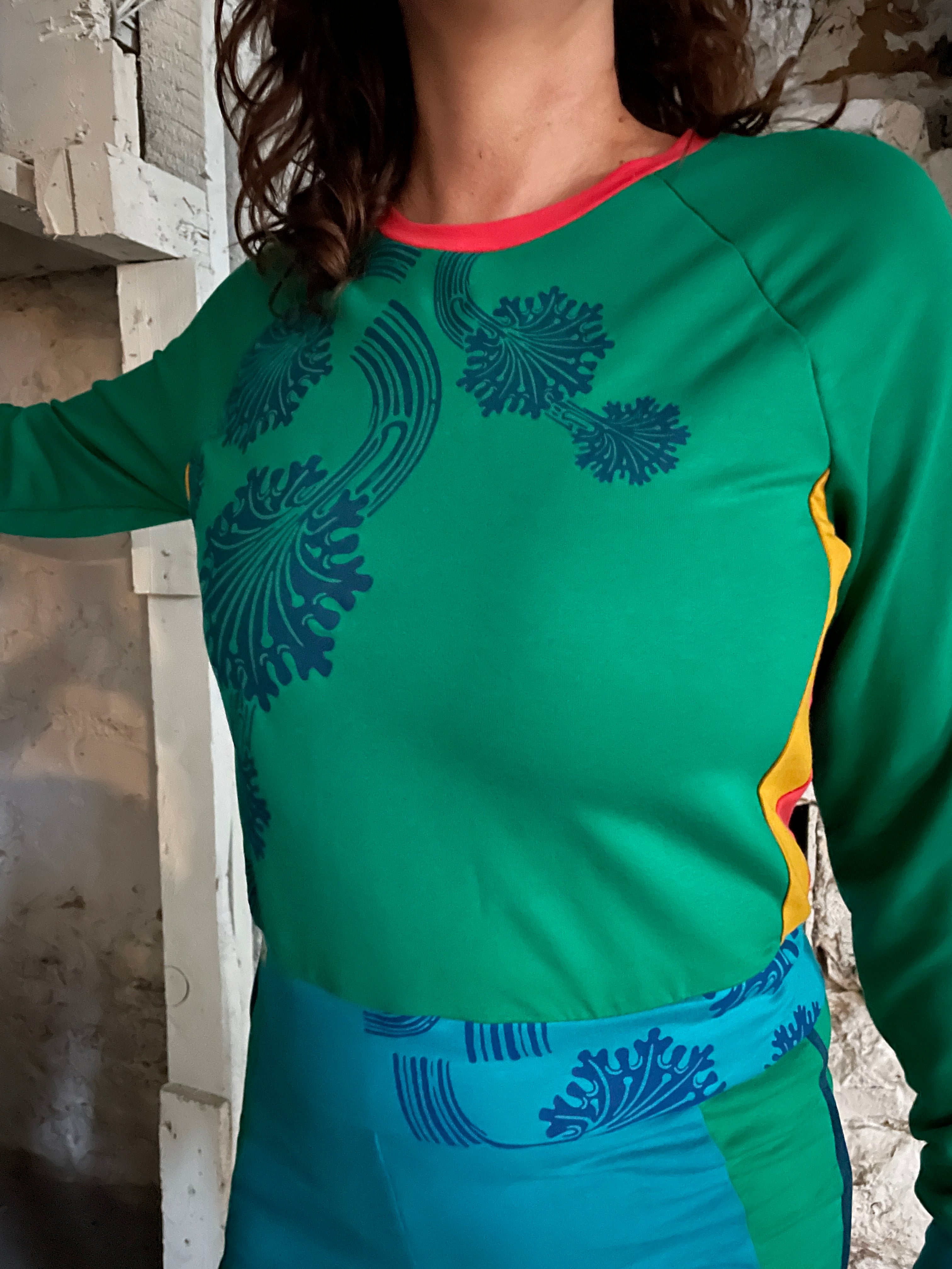 Green Pullover