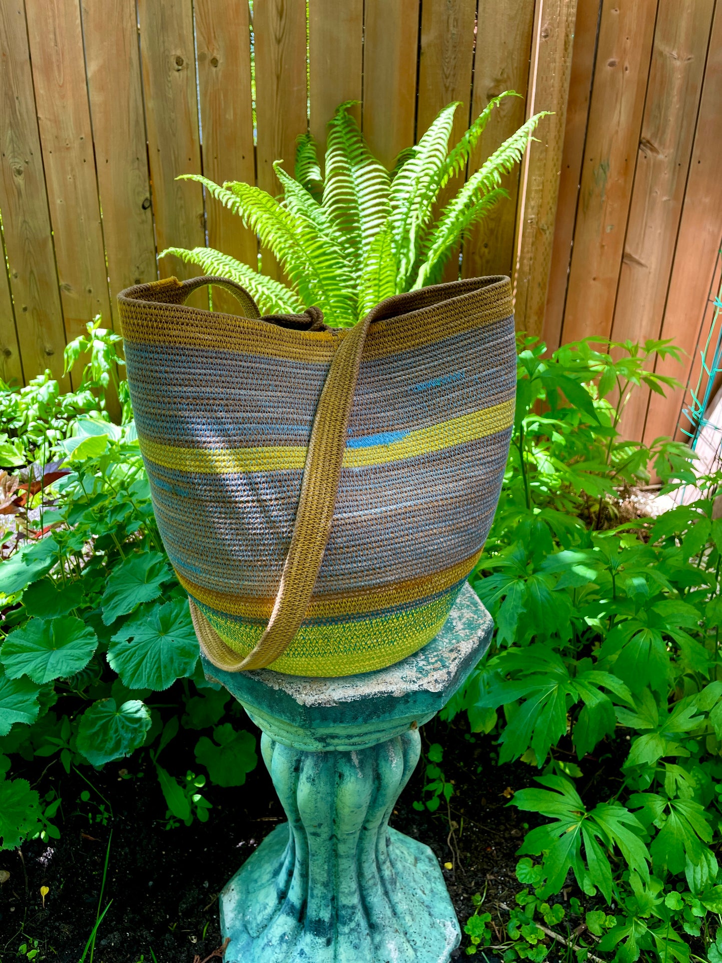 Supertunia Foraging Basket