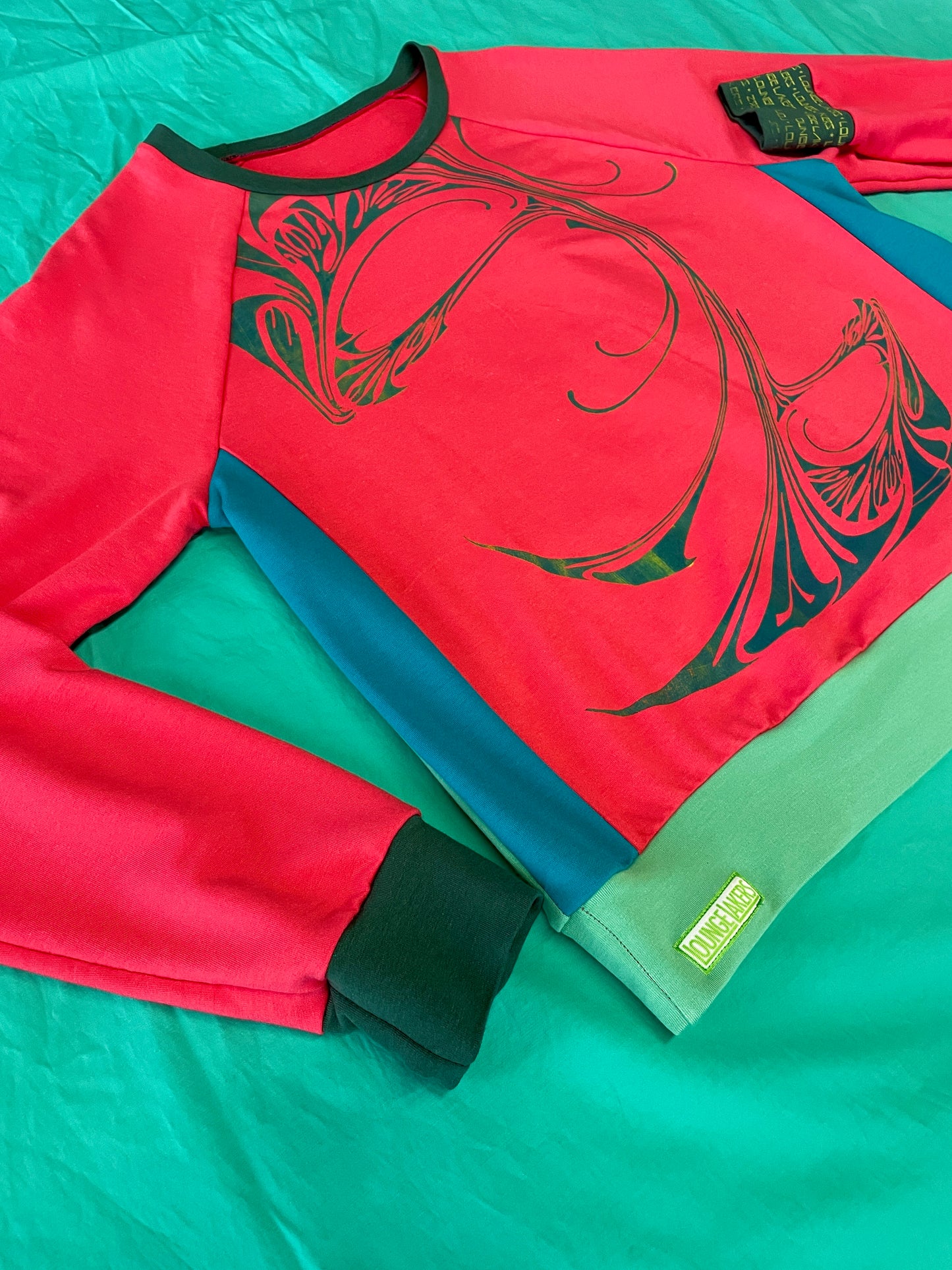 Classic Pullover - Small