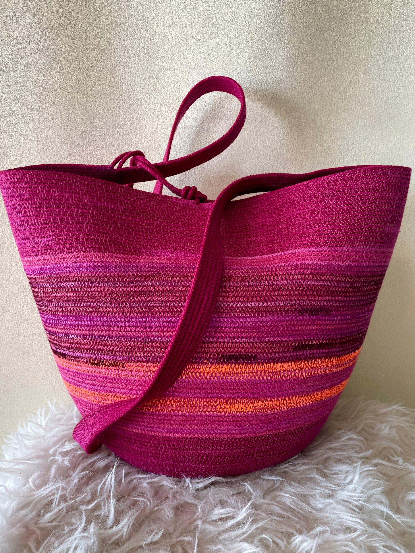 Punica Granatum Foraging Basket