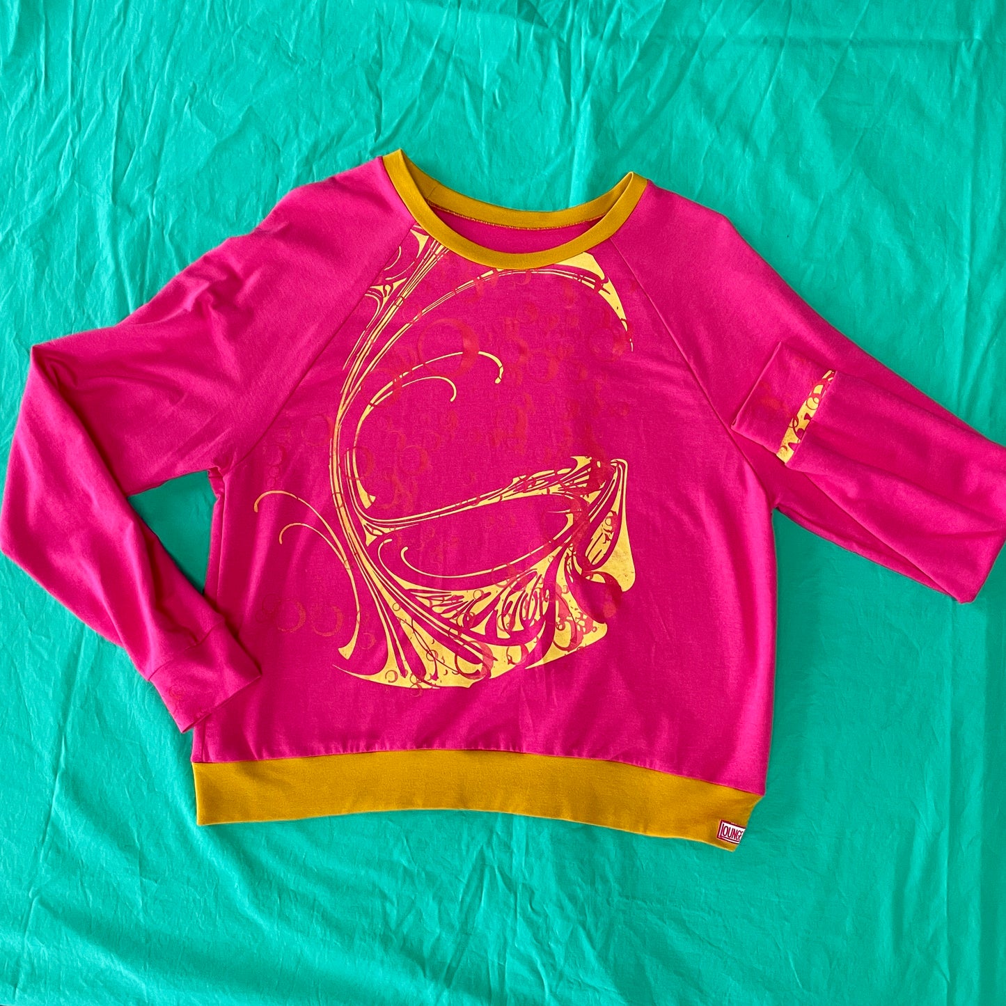 Classic Pullover - Small