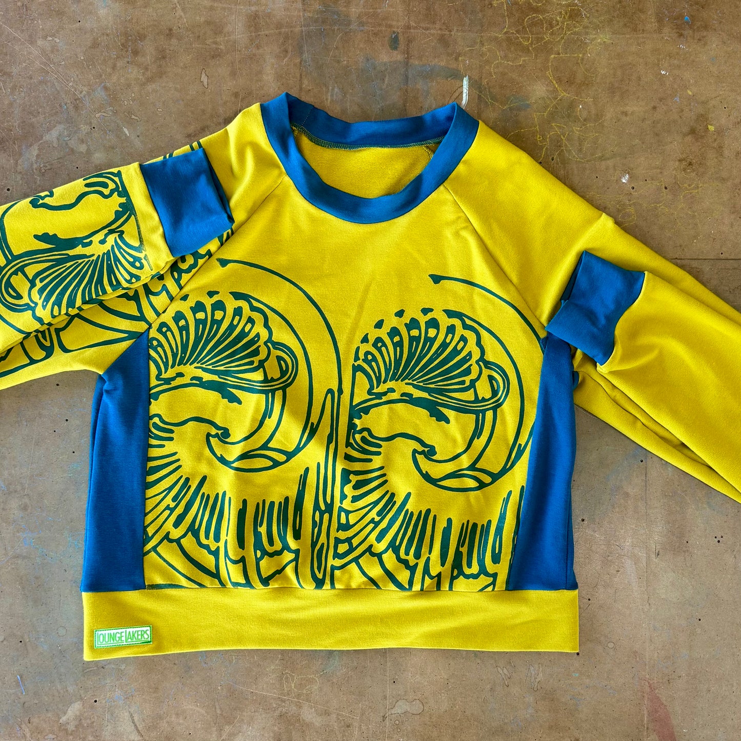 Classic Pullover - Small