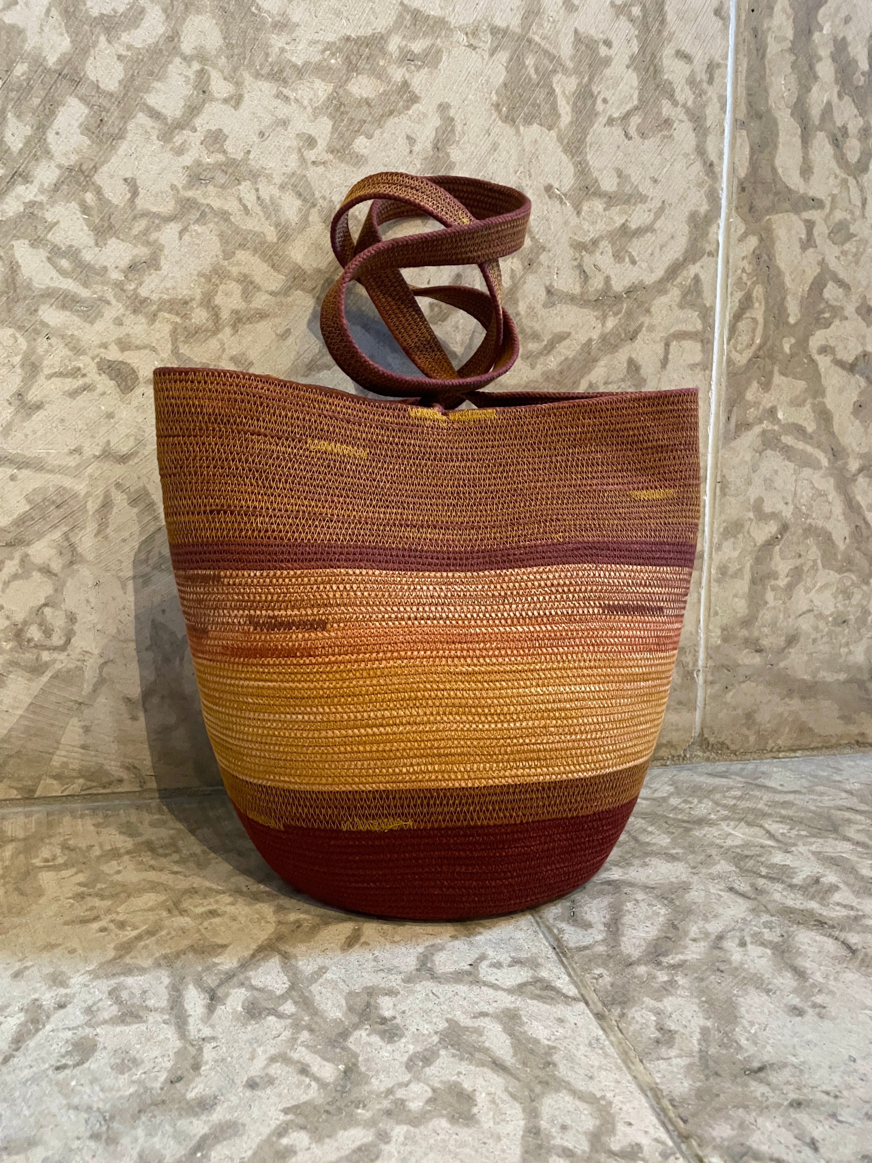 Arabicus Foraging Basket