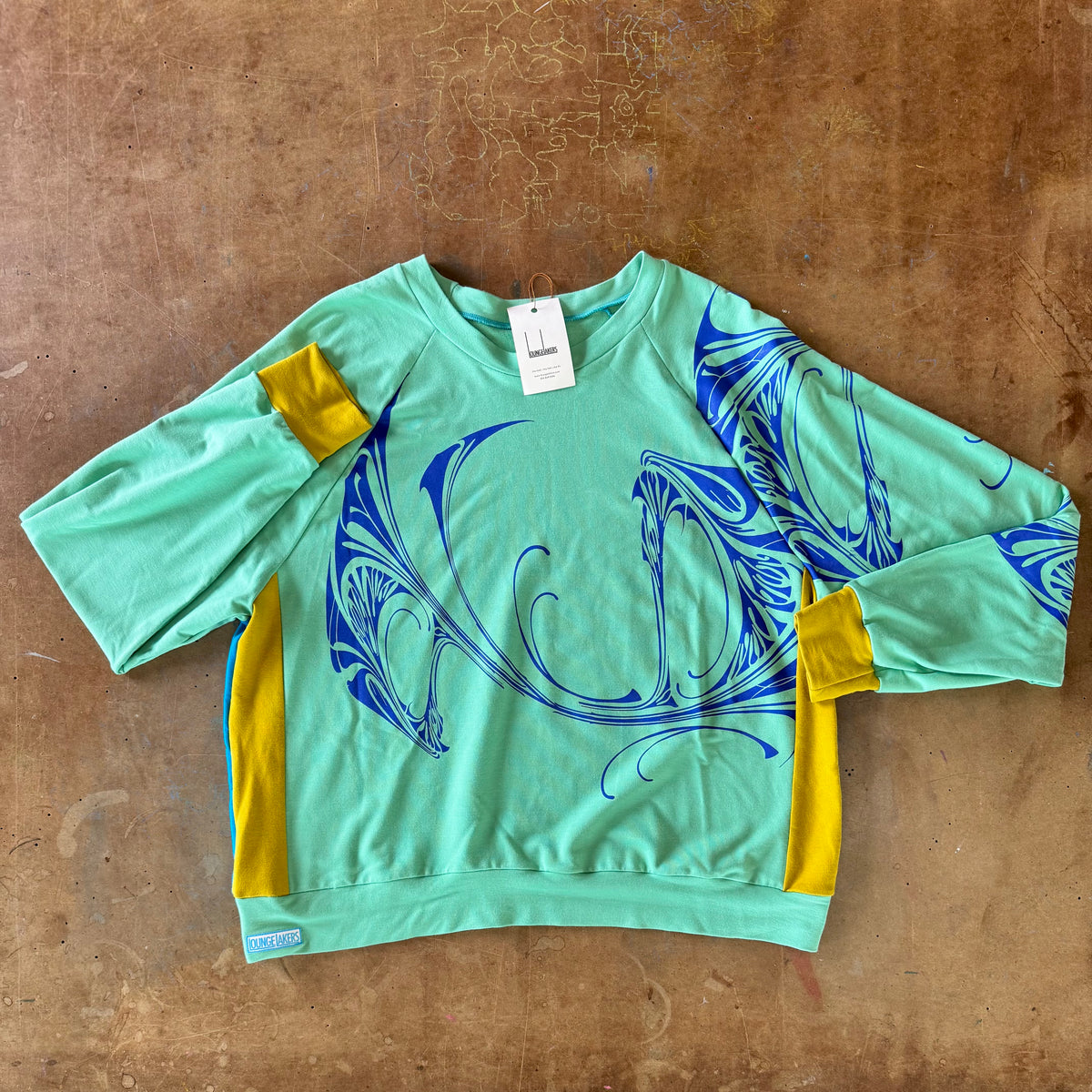 Classic Pullover - Large