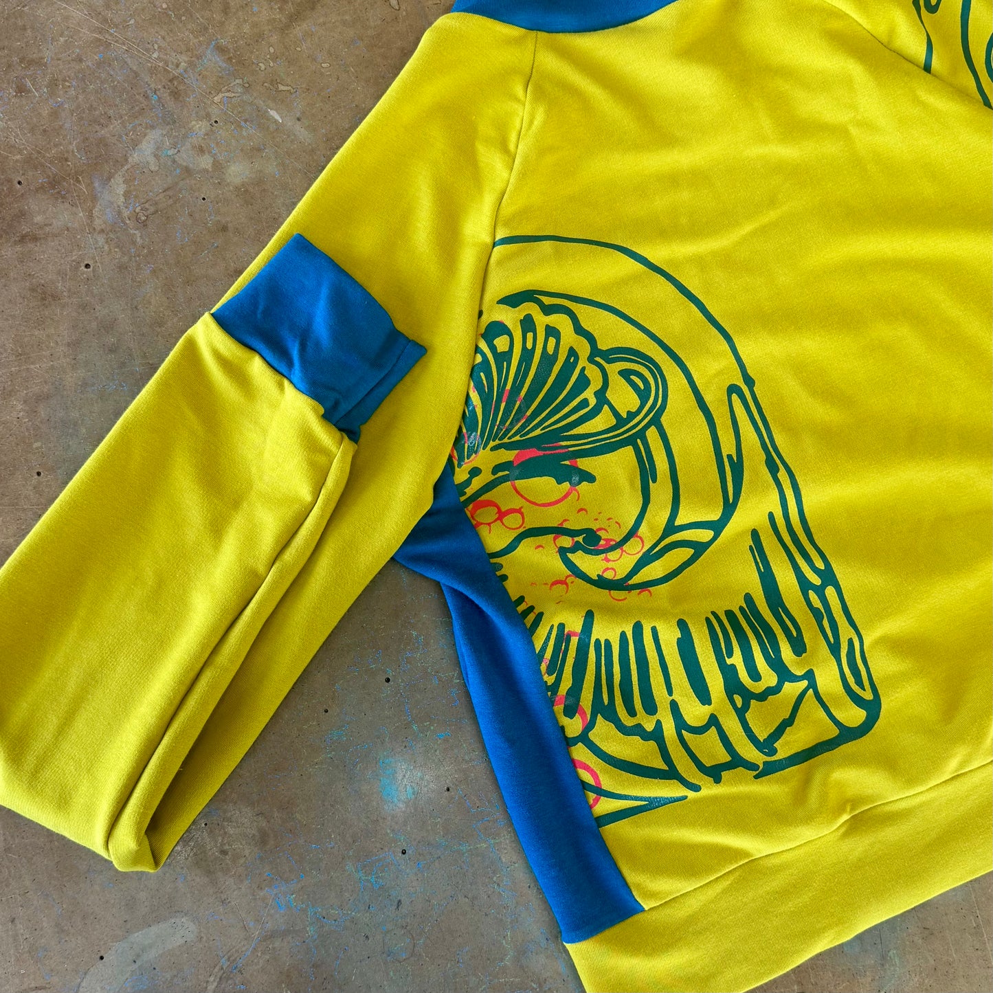 Classic Pullover - Small