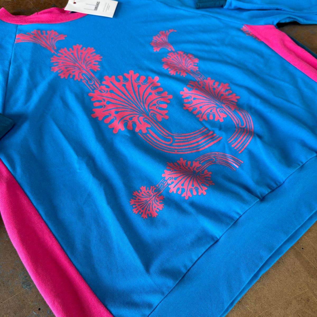 Classic Pullover - Large