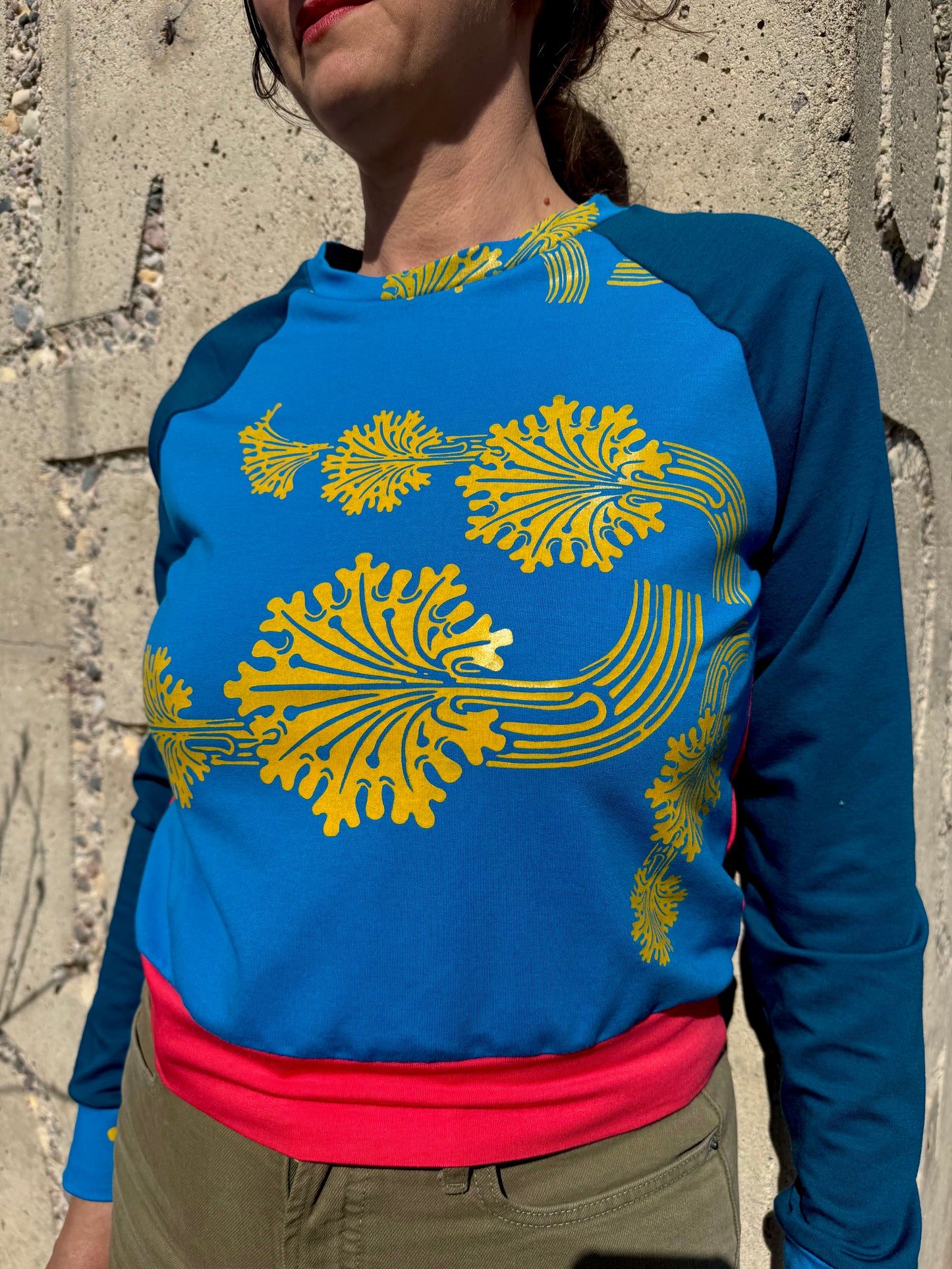 Classic Pullover - Small