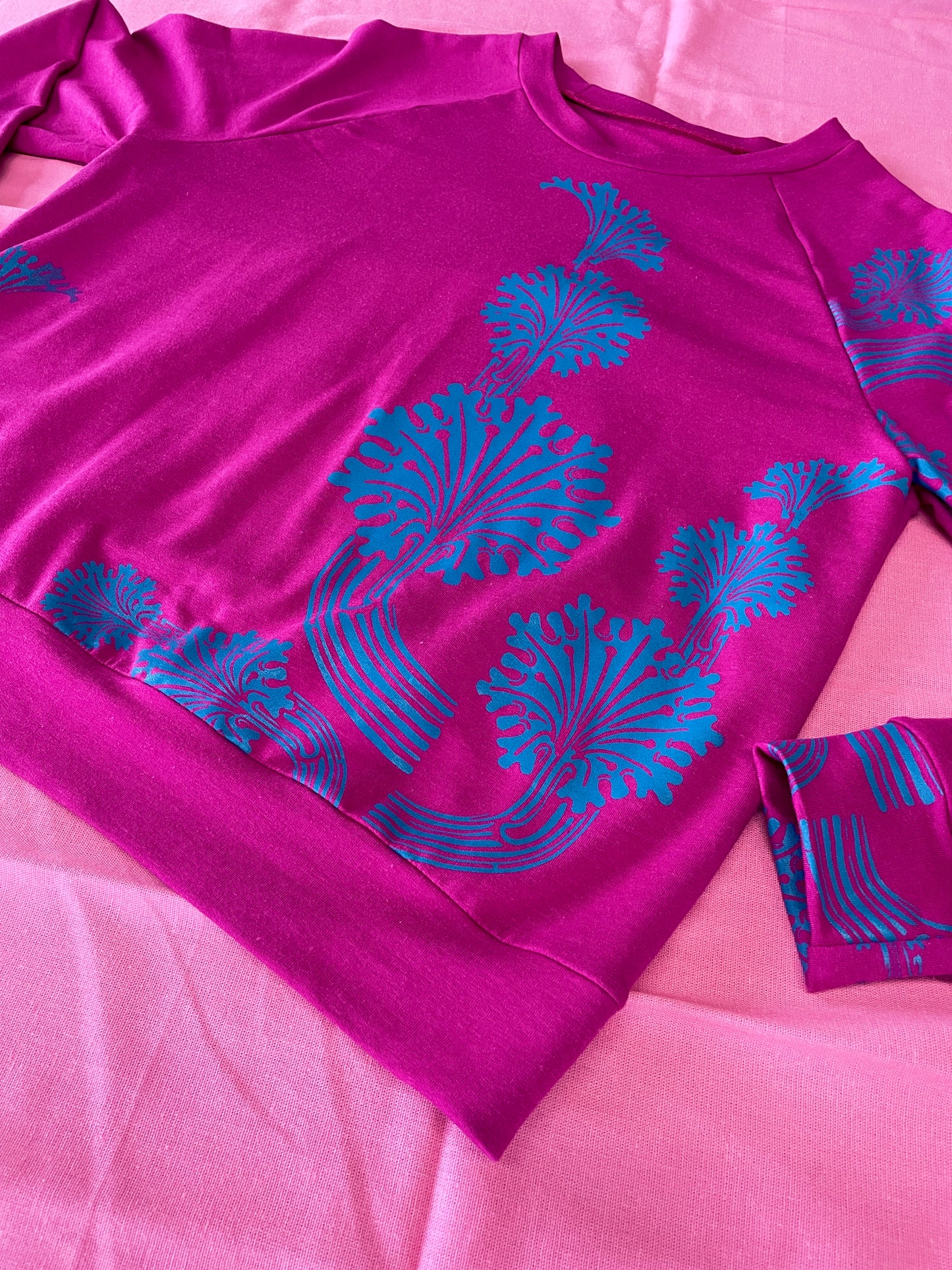 Classic Pullover - Medium