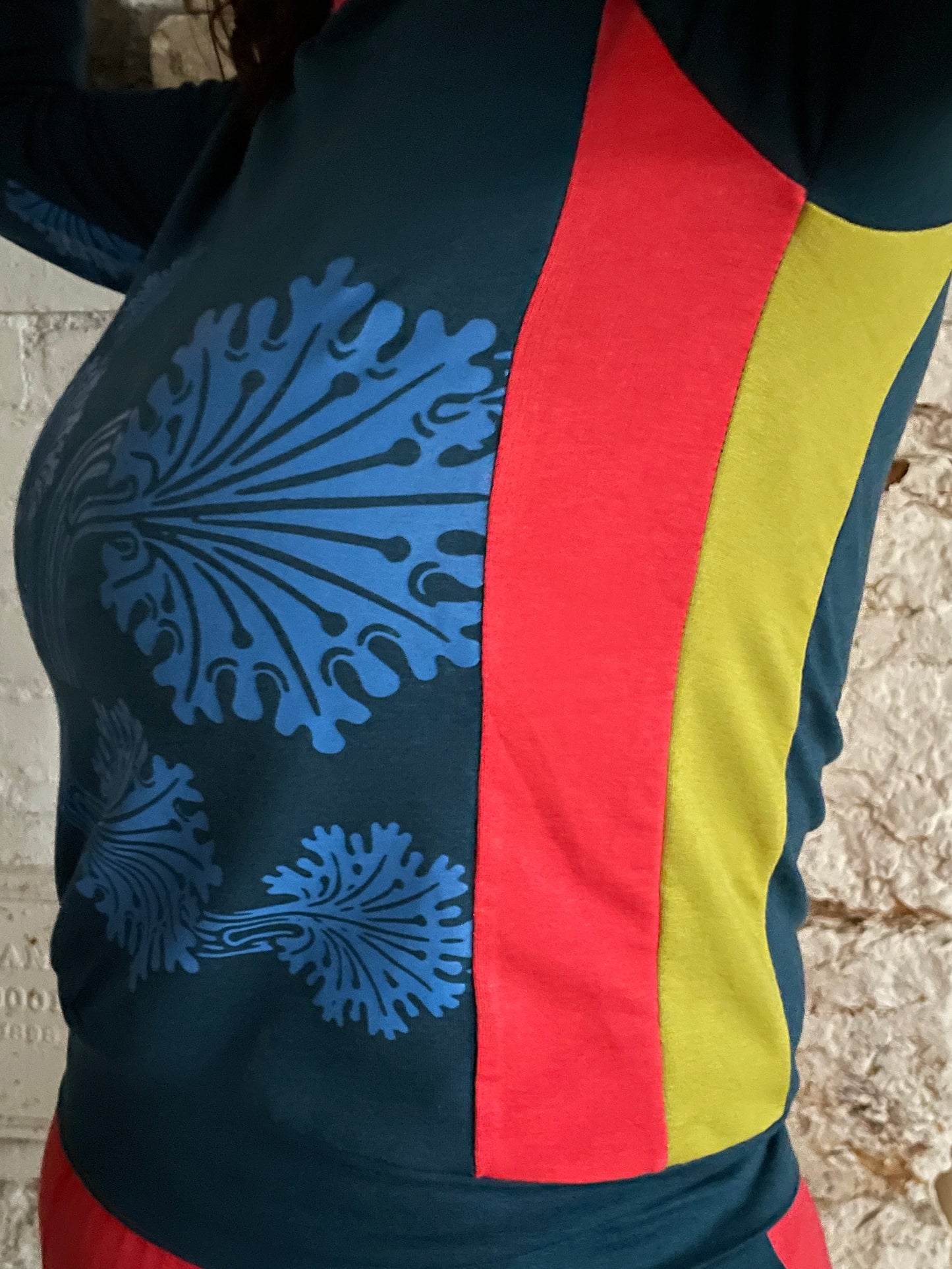 Classic Pullover - Small