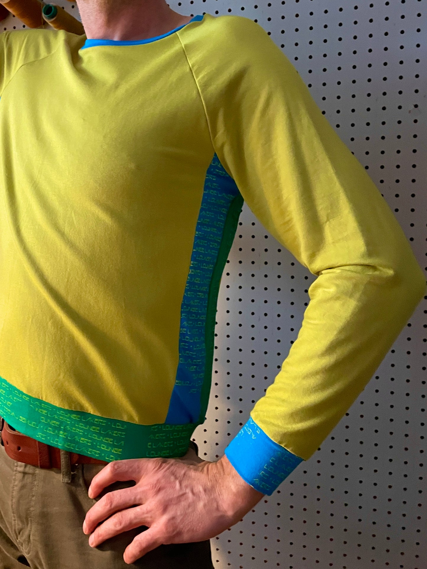 Classic Pullover - Medium Tall