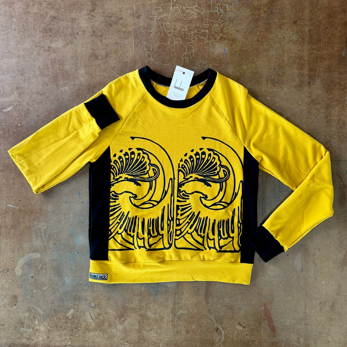 Classic Pullover - Medium
