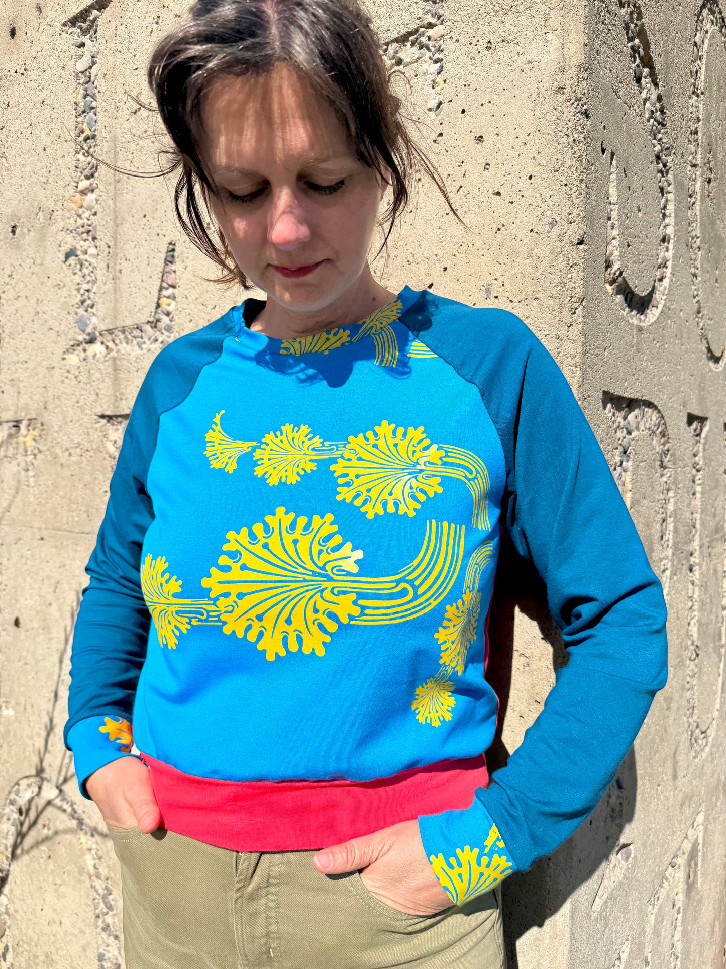 Classic Pullover - Small