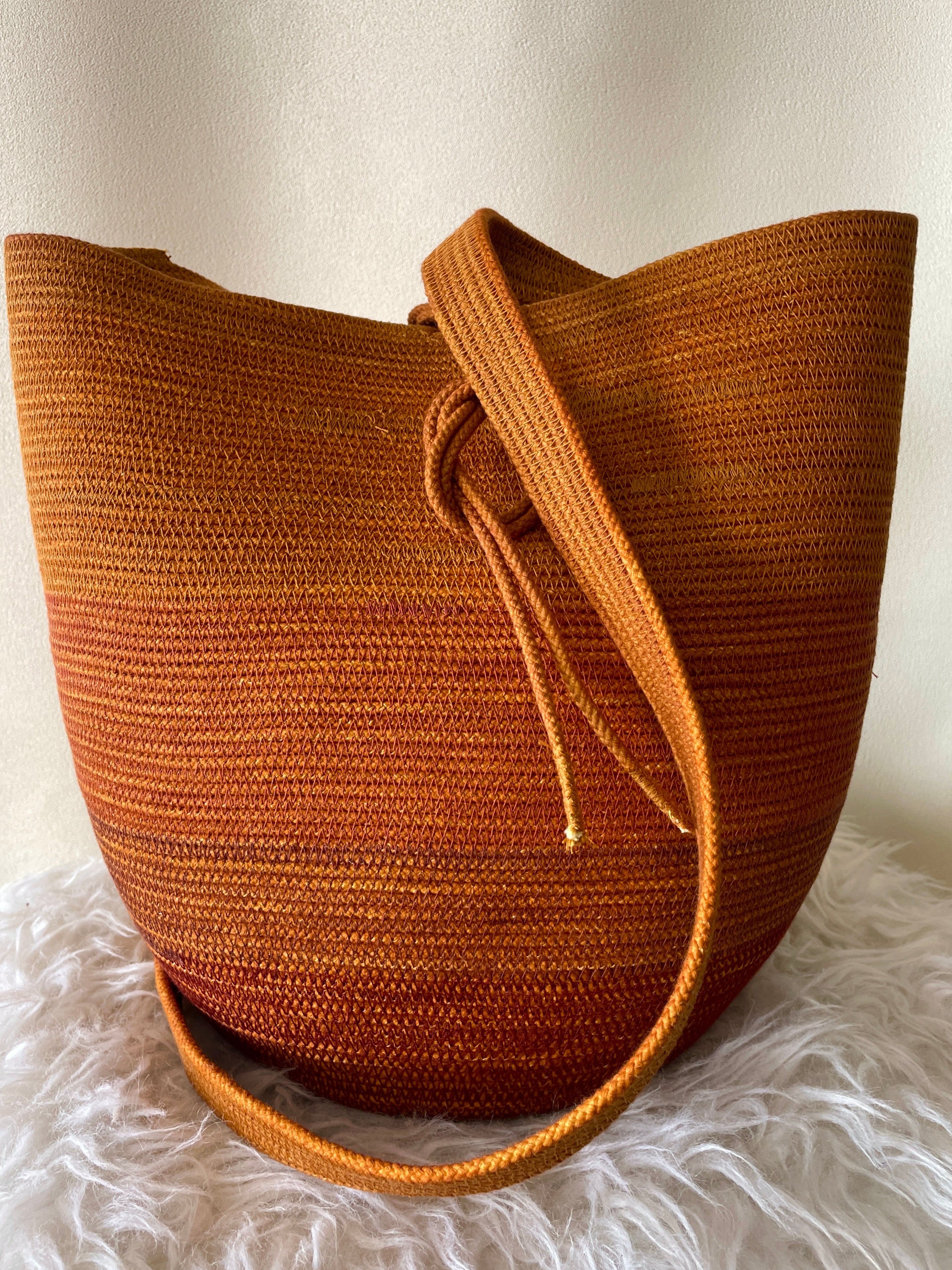 Ombré Foraging Basket