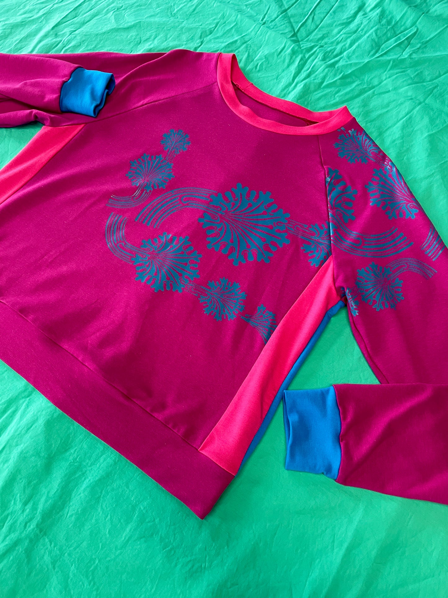 Classic Pullover - Small