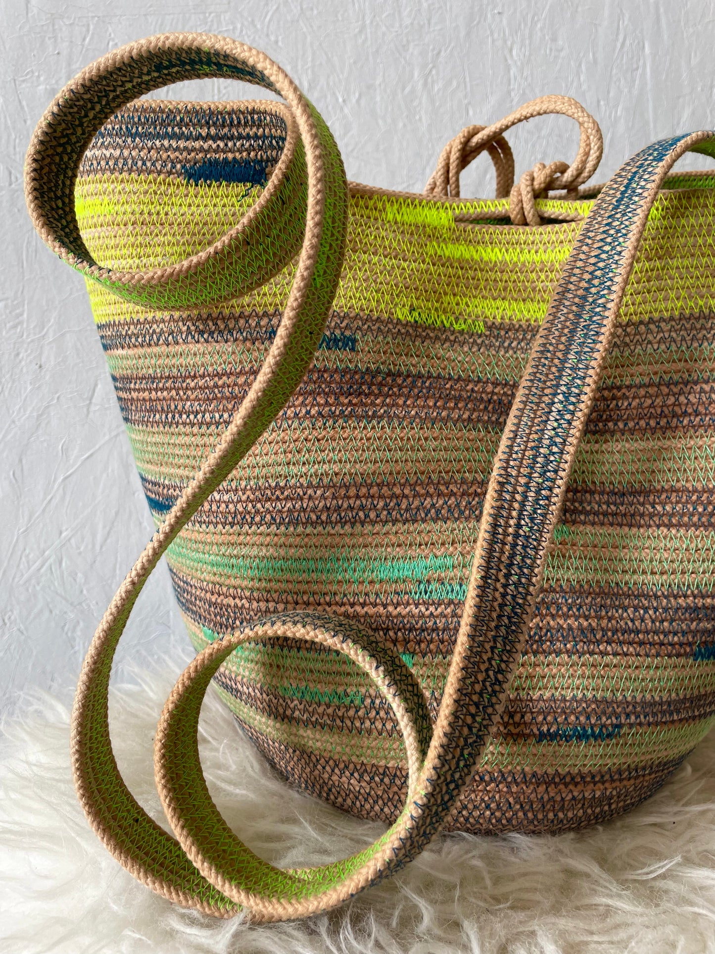 Citrus Aurantiifolia Foraging Basket