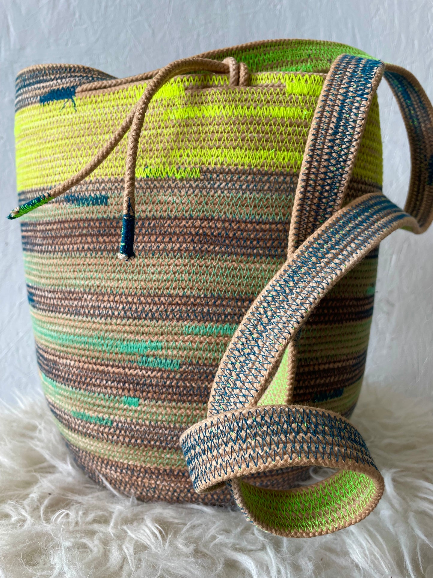 Citrus Aurantiifolia Foraging Basket