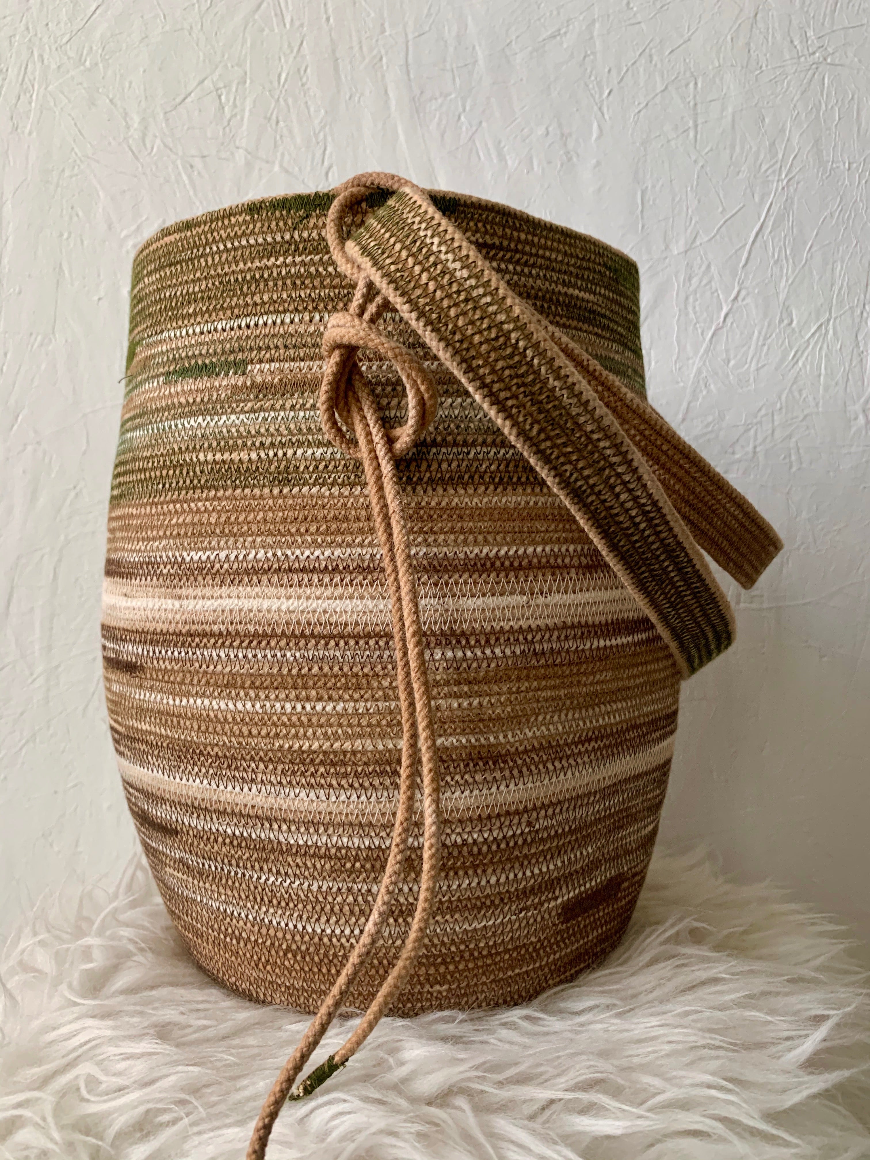 foraging basket backpack