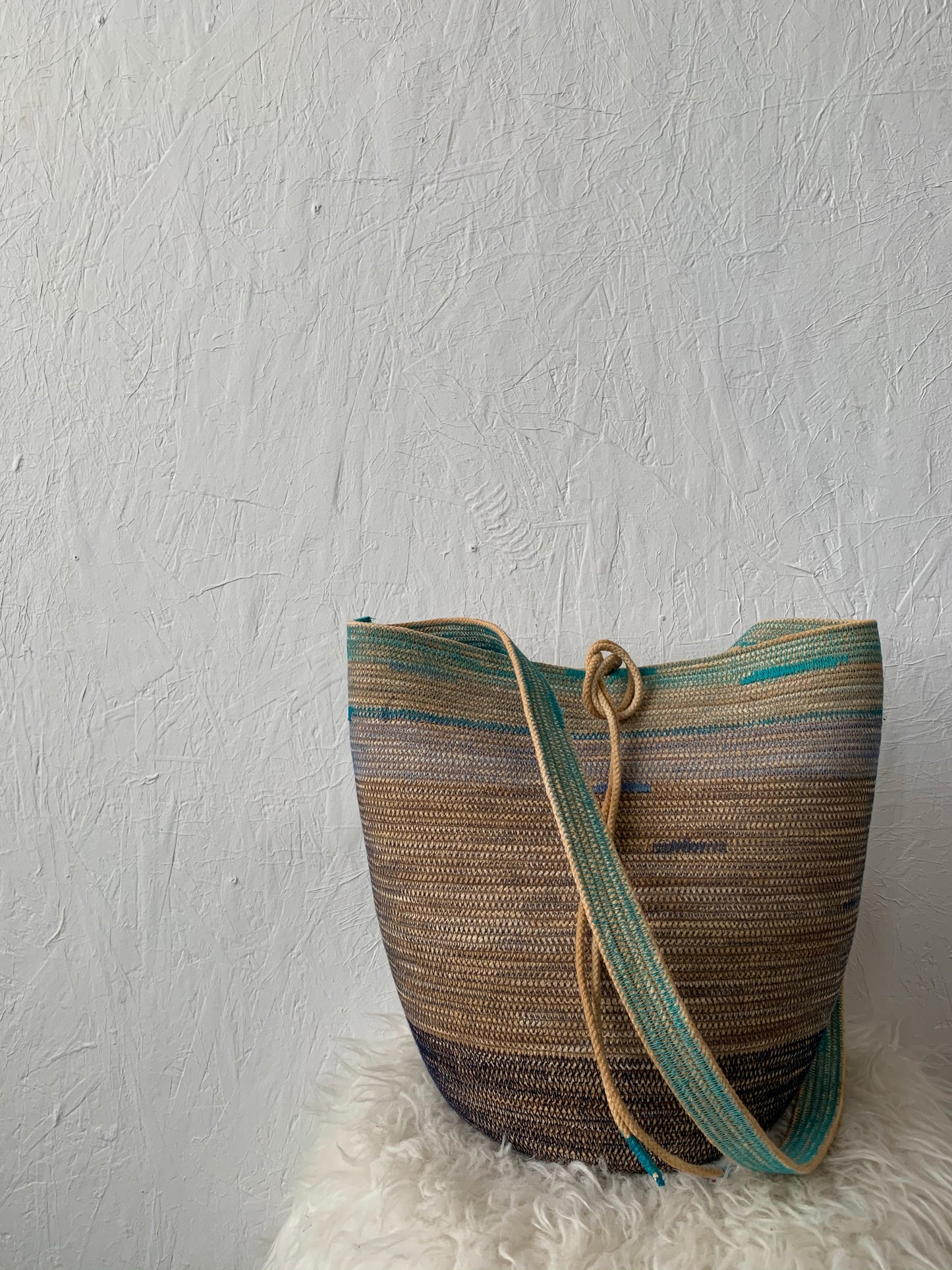 Lake Stone Foraging Basket