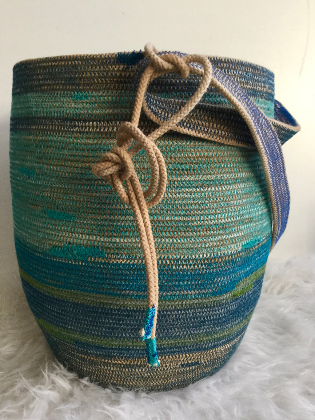 foraging rope basket