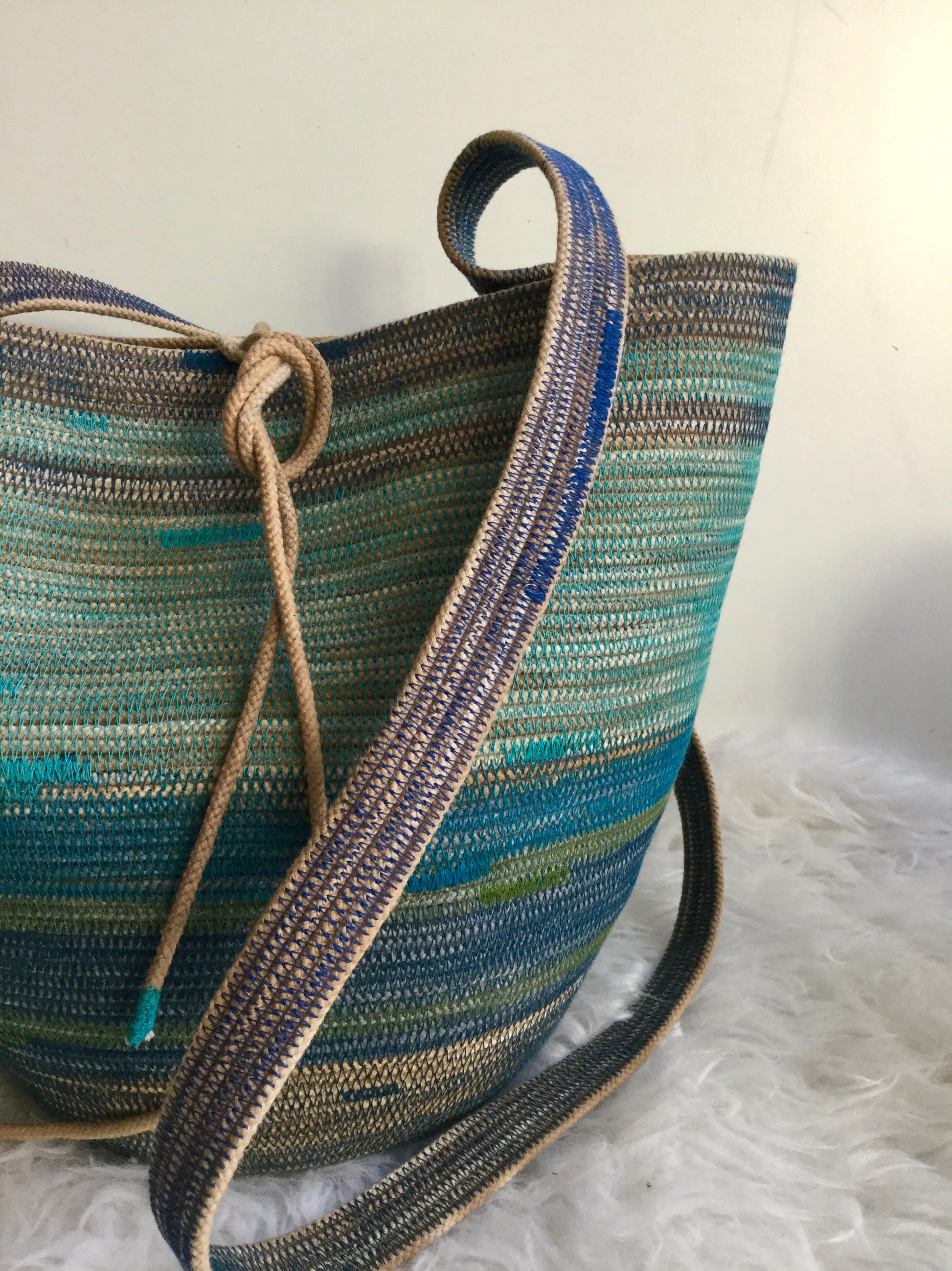 foraging rope basket