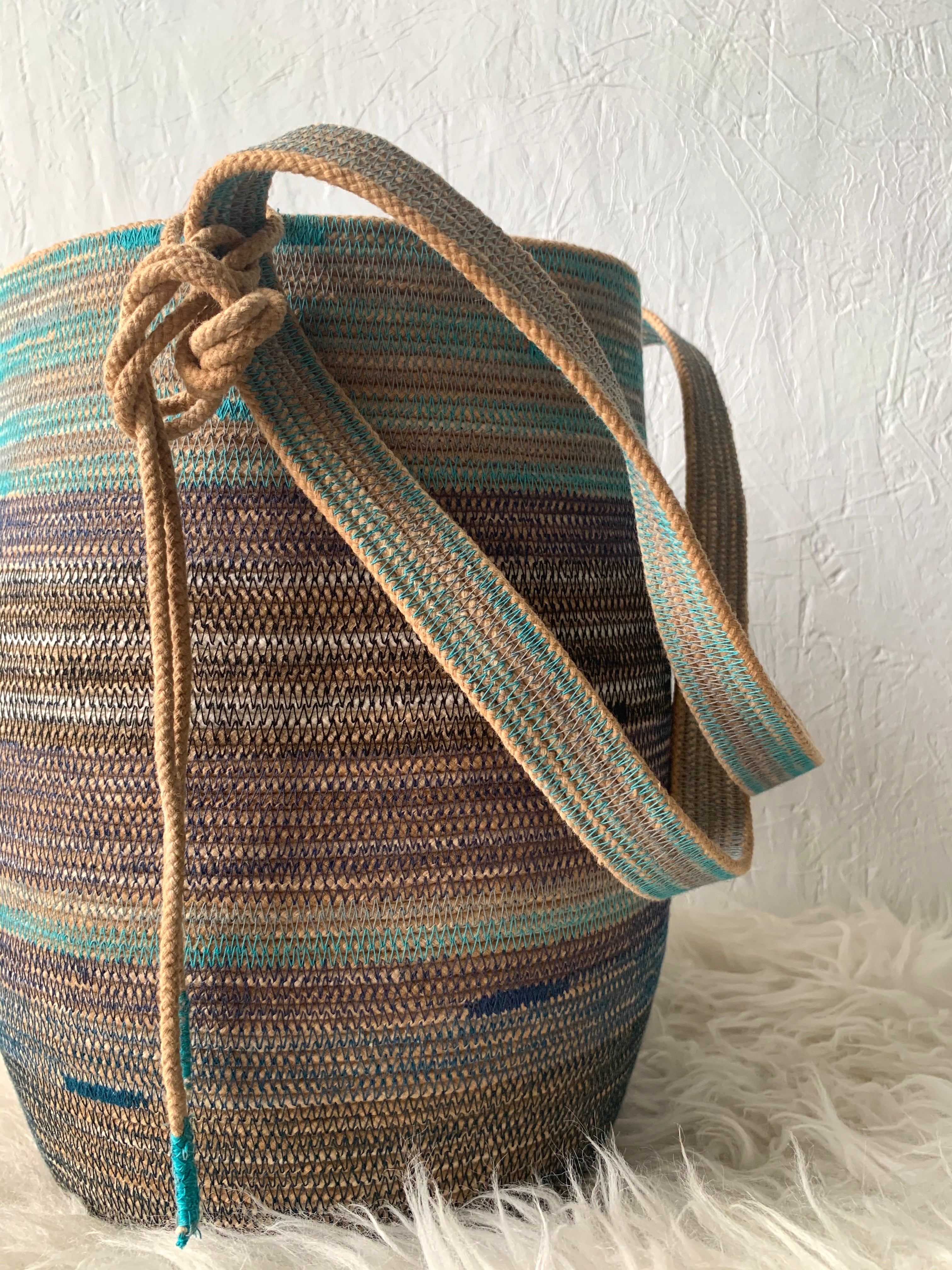 foraging rope basket
