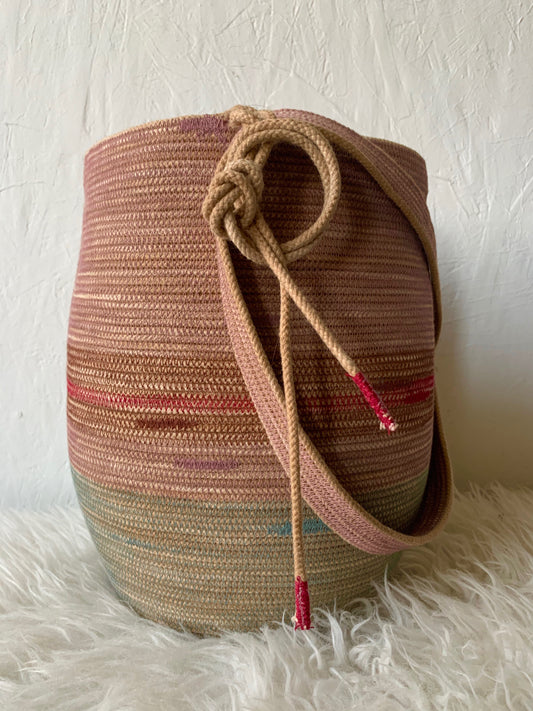 Rose Pool Foraging Basket