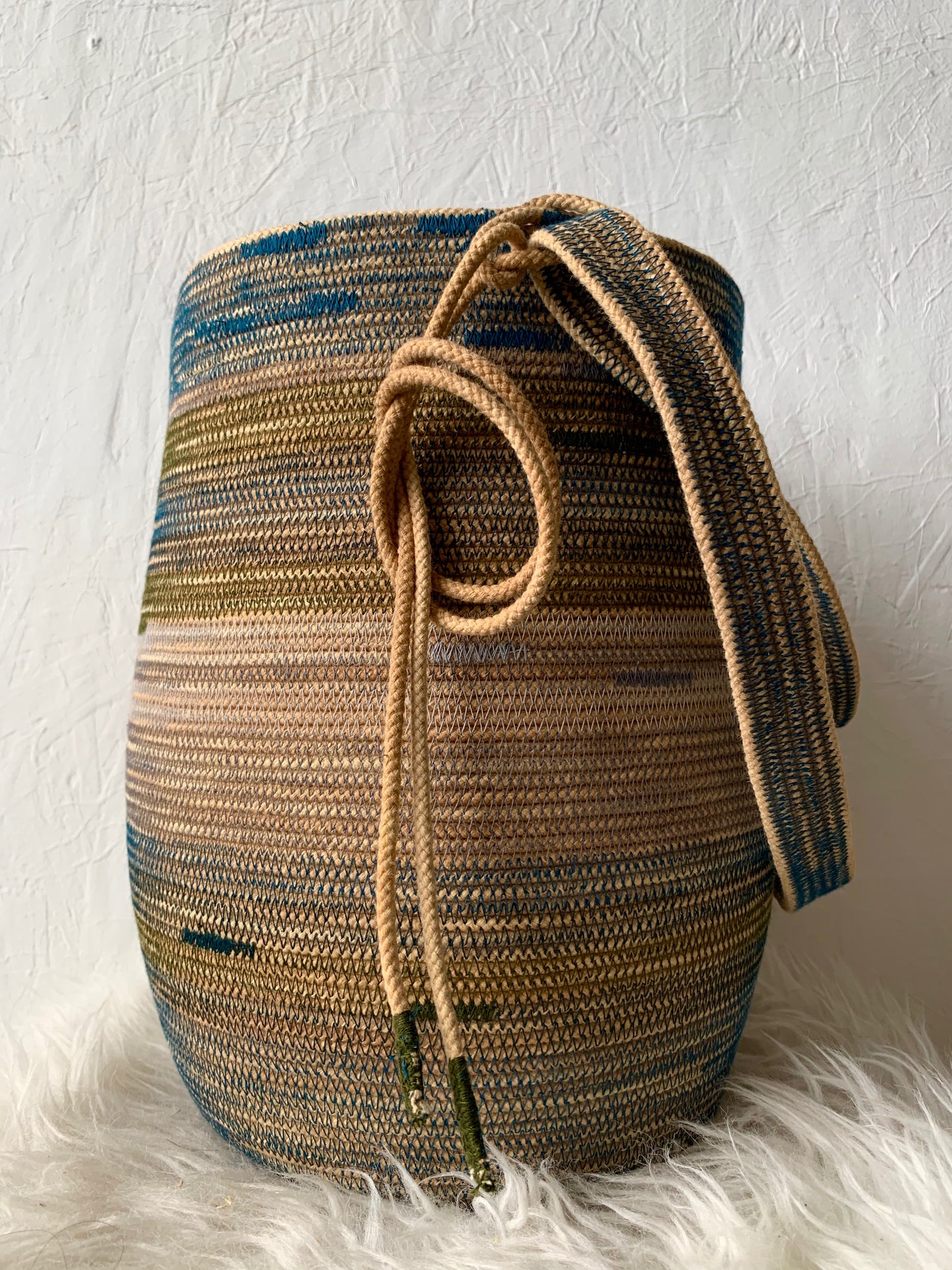 Queen of the Misty Isles Foraging Basket