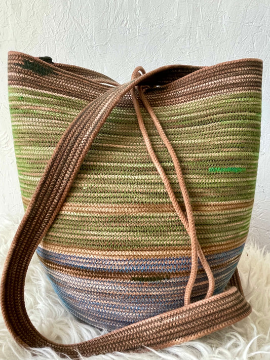 Bayuk Foraging Basket