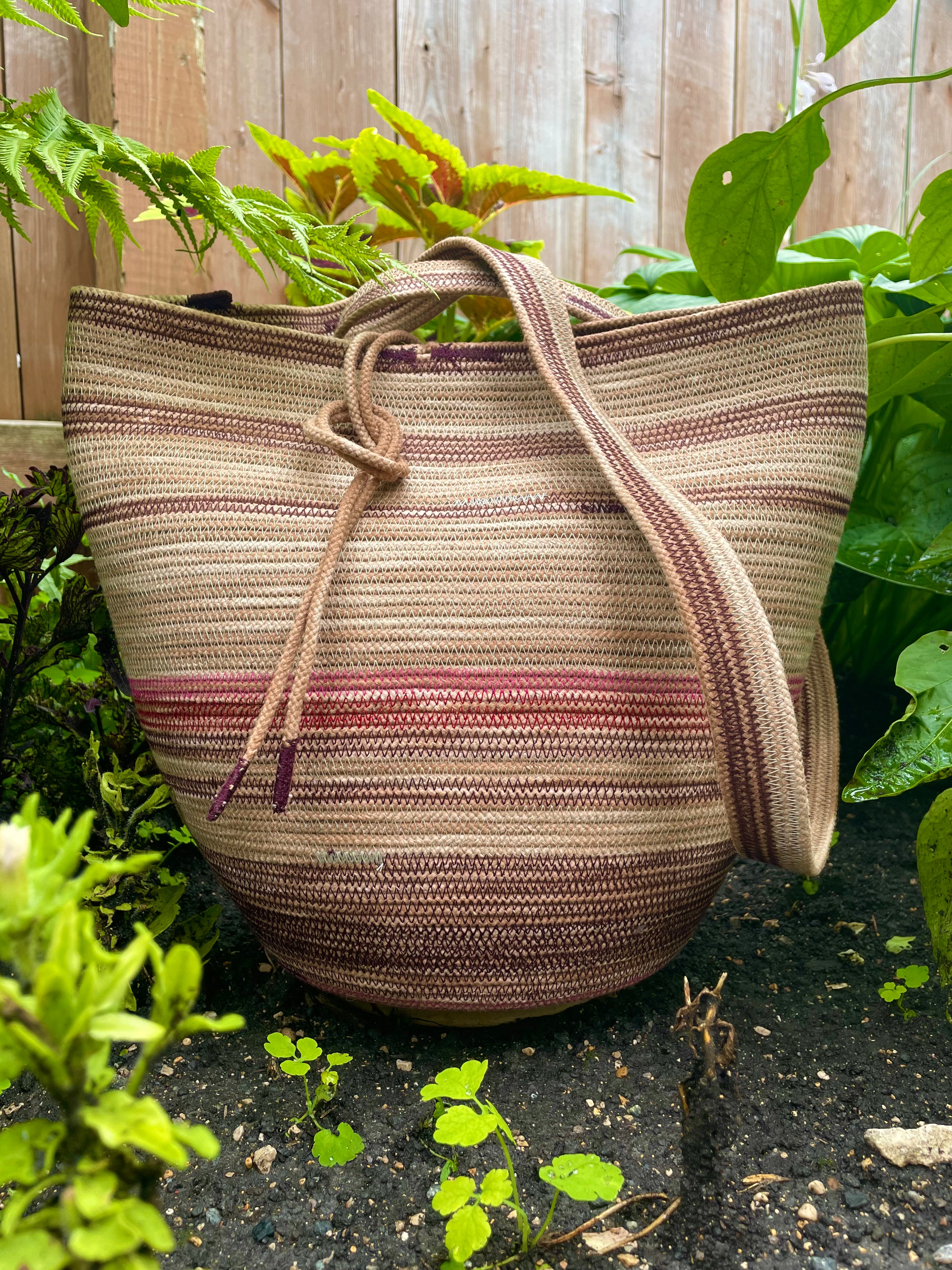 Avocado Rose Foraging Basket