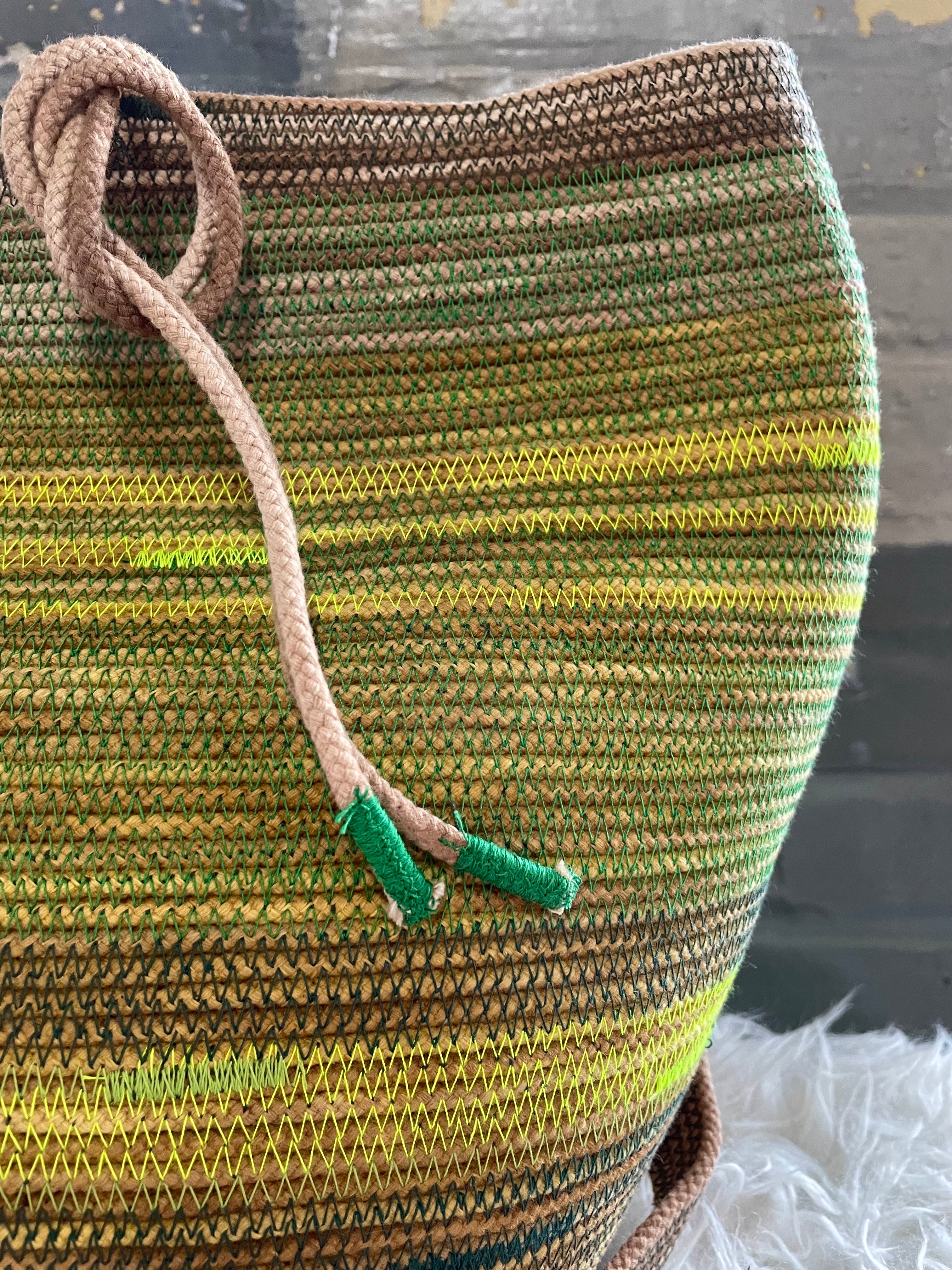 Akhos Foraging Basket