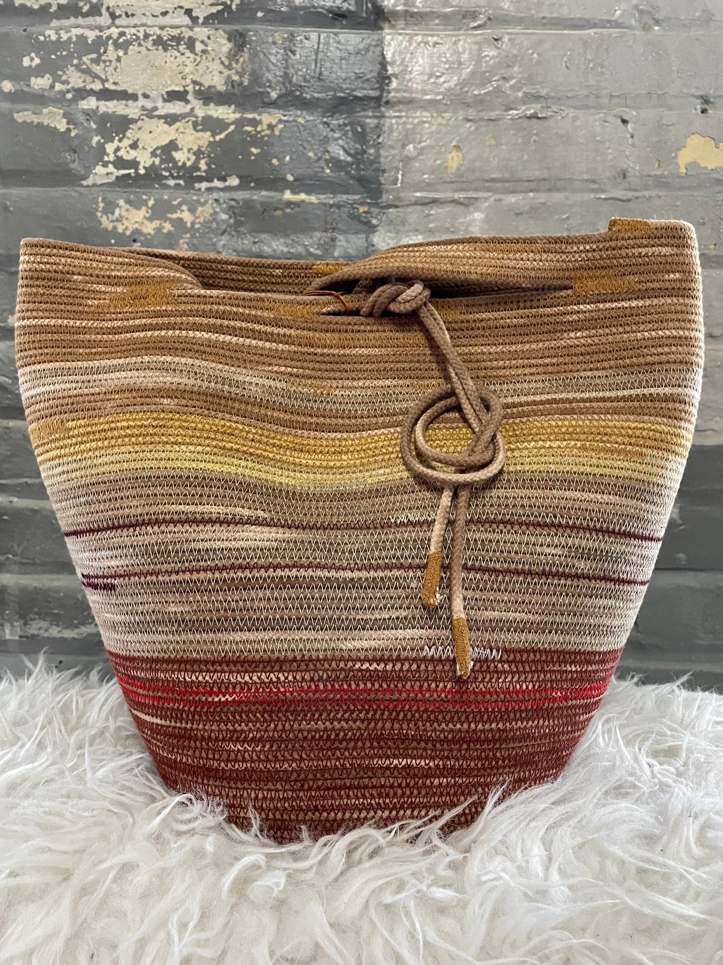 La Playa Foraging Basket