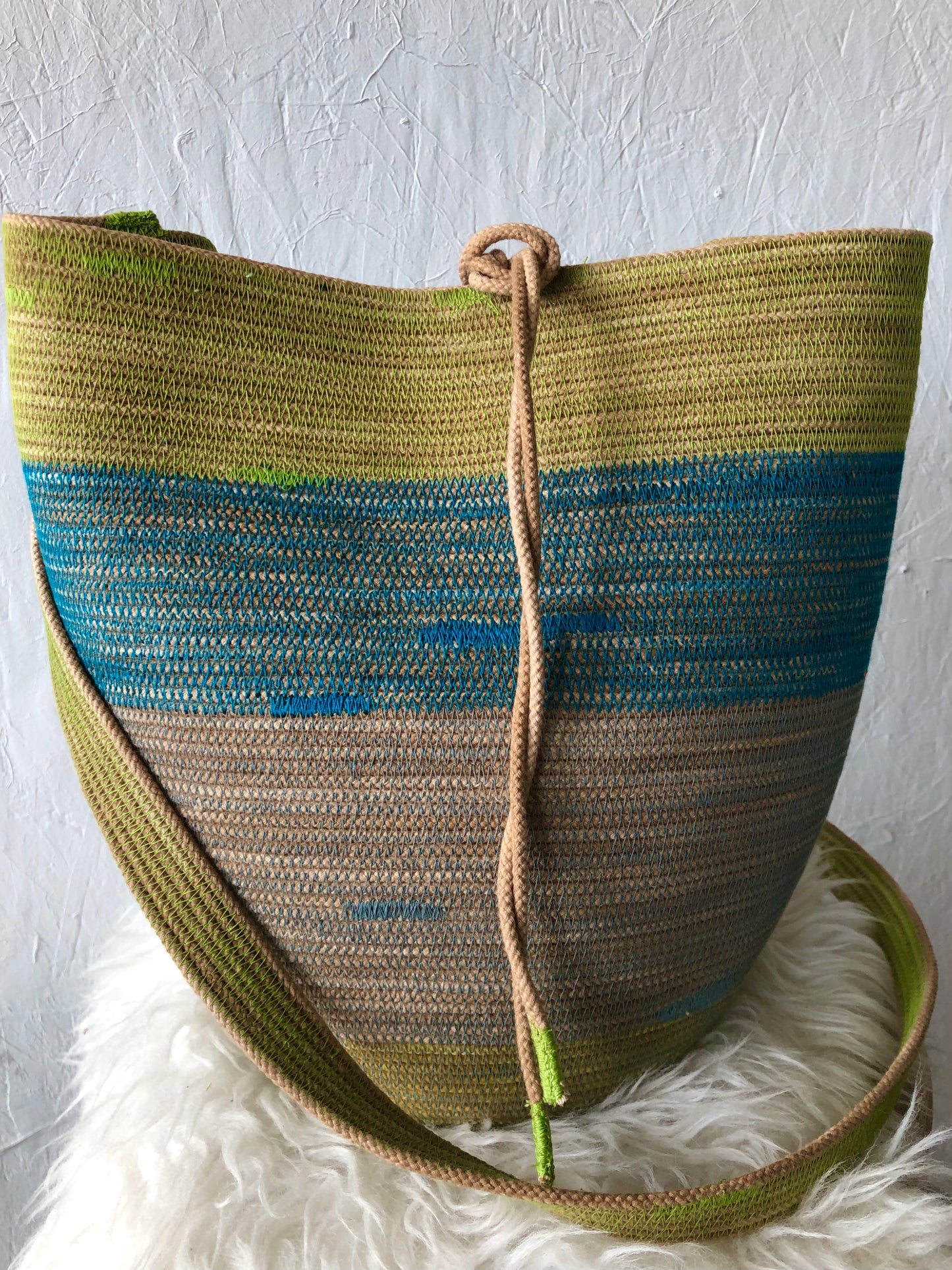 Carico Lake Foraging Basket